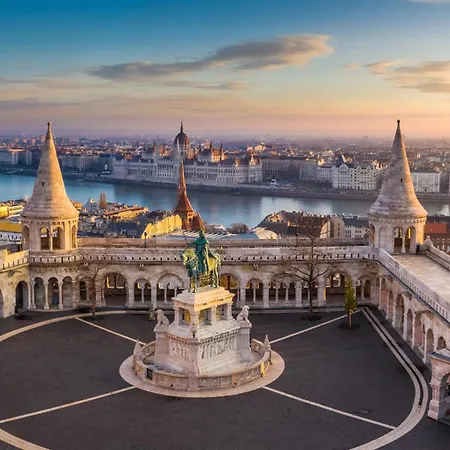 - Cozy - Colourful Апартаменты *