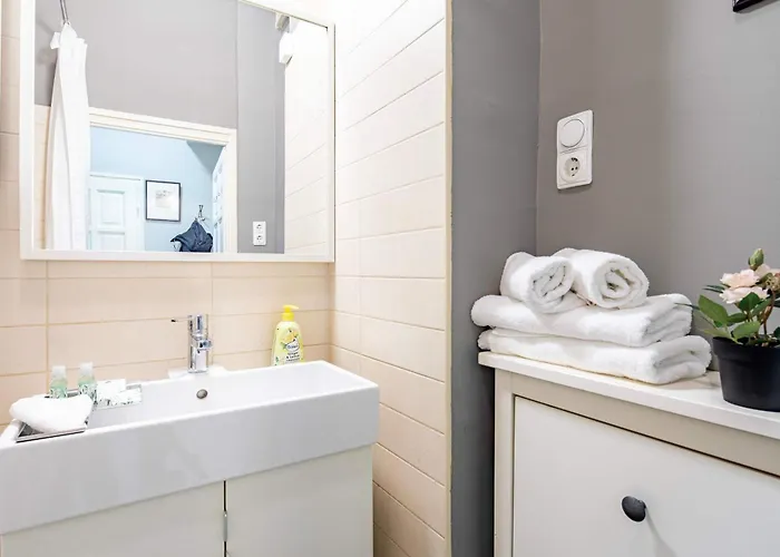 - Cozy - Colourful *