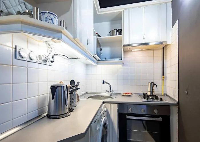- Cozy - Colourful Apartment